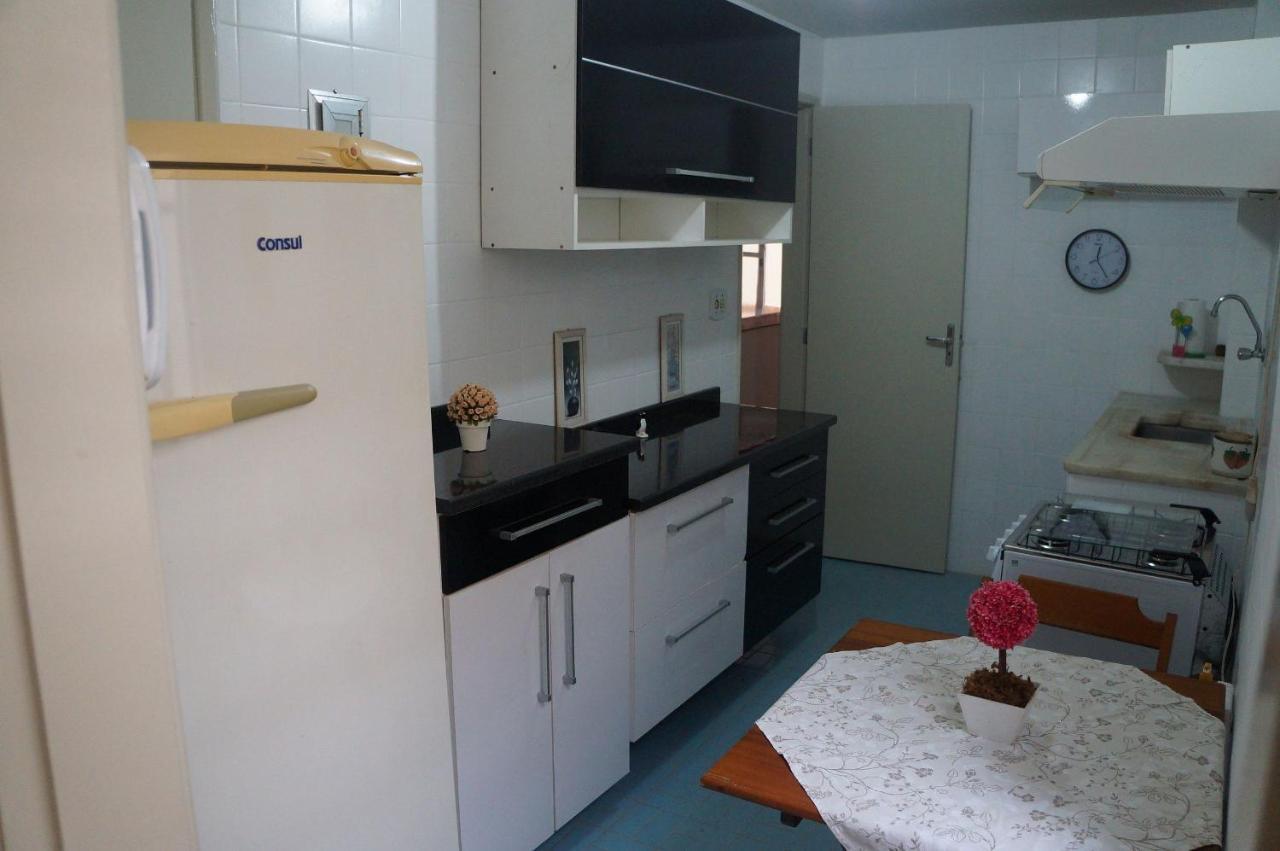 Apartamento Pertinho Da Praia Do Forte カボ・フリオ エクステリア 写真