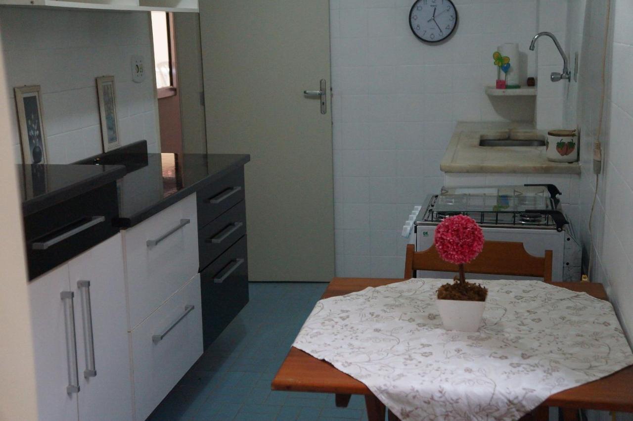 Apartamento Pertinho Da Praia Do Forte カボ・フリオ エクステリア 写真